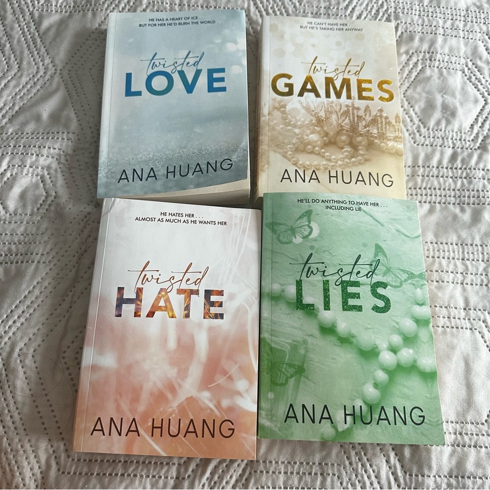 Ana Huang Twisted Series Book Set